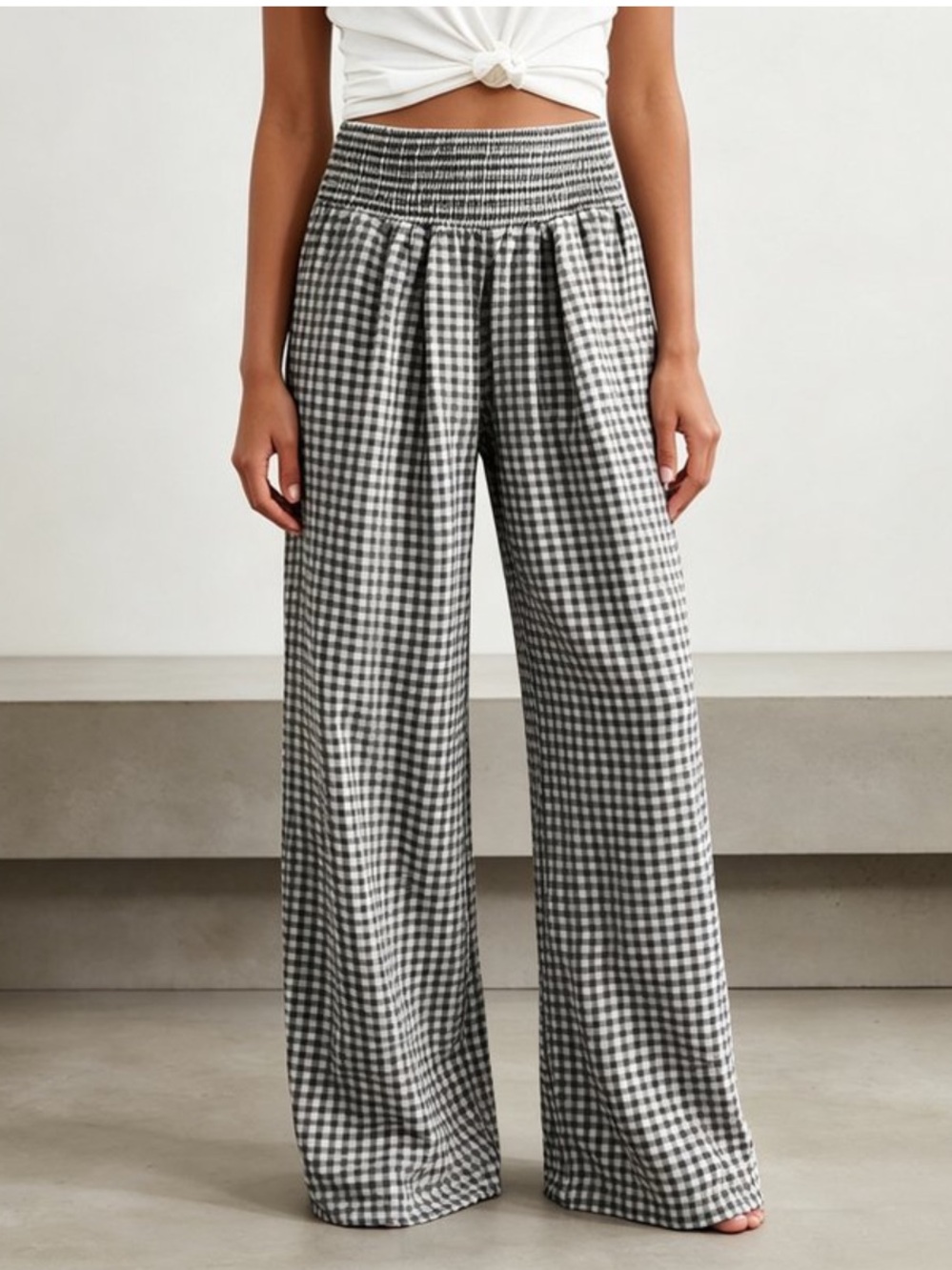 Smocked Waist Wide-Leg Gingham Pants - Black & White